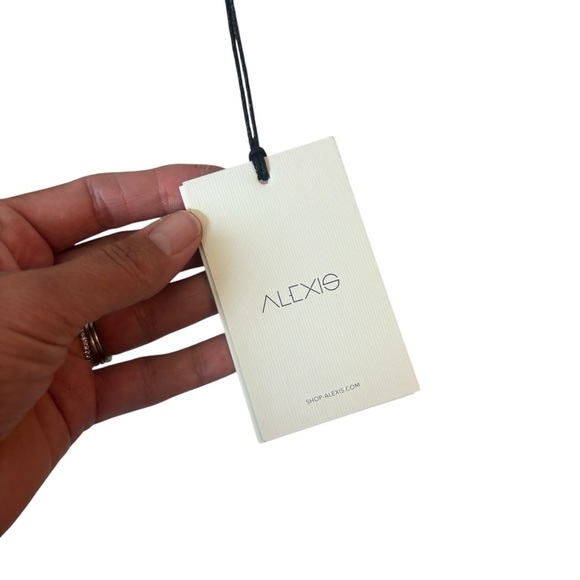 Alexis Dress Women's Size Medium Marilia Lace Pattern NWT - Picture 13 of 14